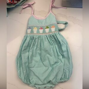Best Dressed Child 2T smocked bubble